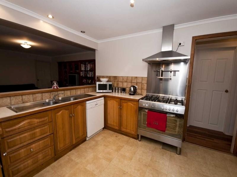 19 Torresan Crescent, Flagstaff Hill SA 5159