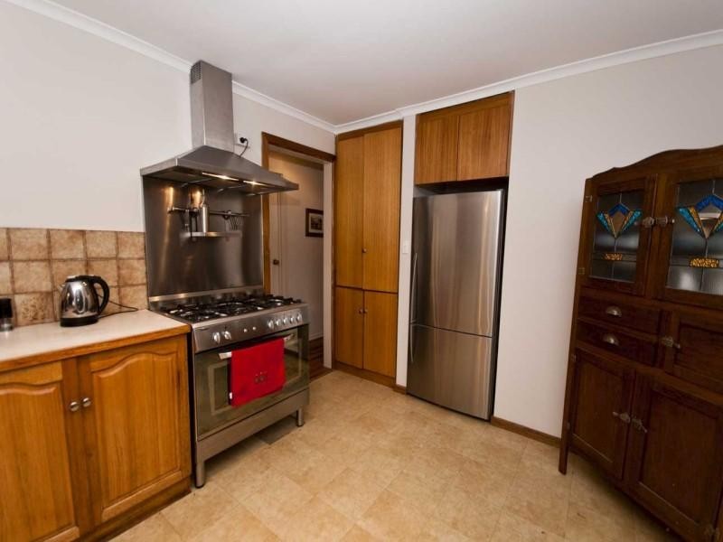 19 Torresan Crescent, Flagstaff Hill SA 5159