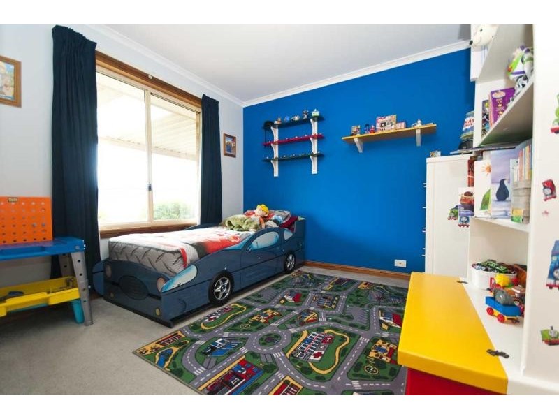 73 Lemon Road, Trott Park SA 5158