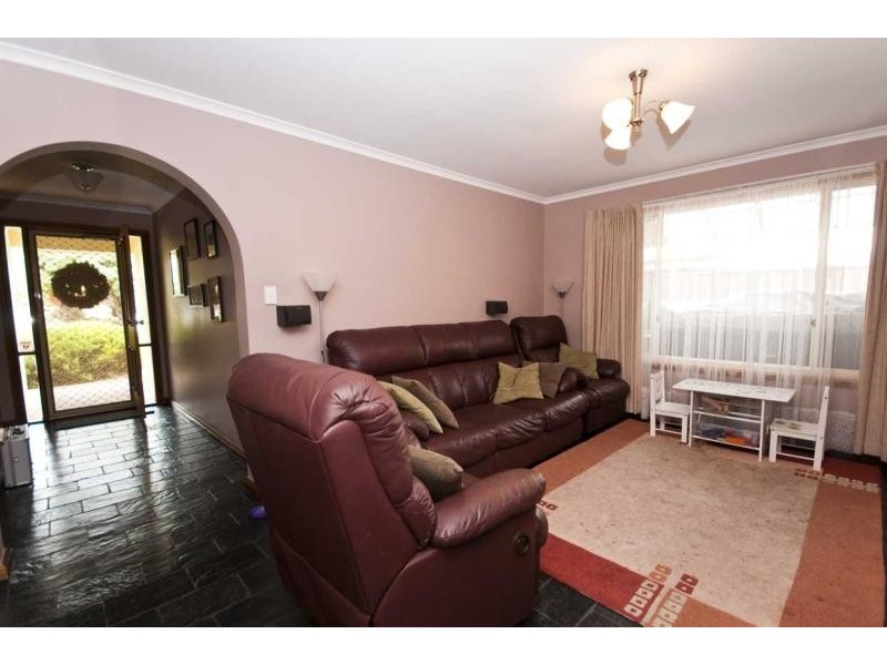 73 Lemon Road, Trott Park SA 5158