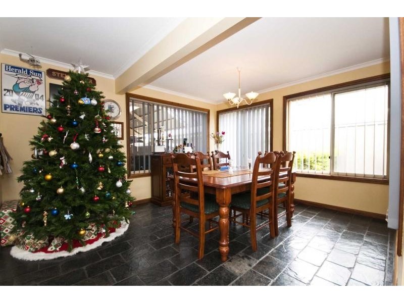 73 Lemon Road, Trott Park SA 5158