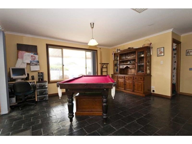 73 Lemon Road, Trott Park SA 5158