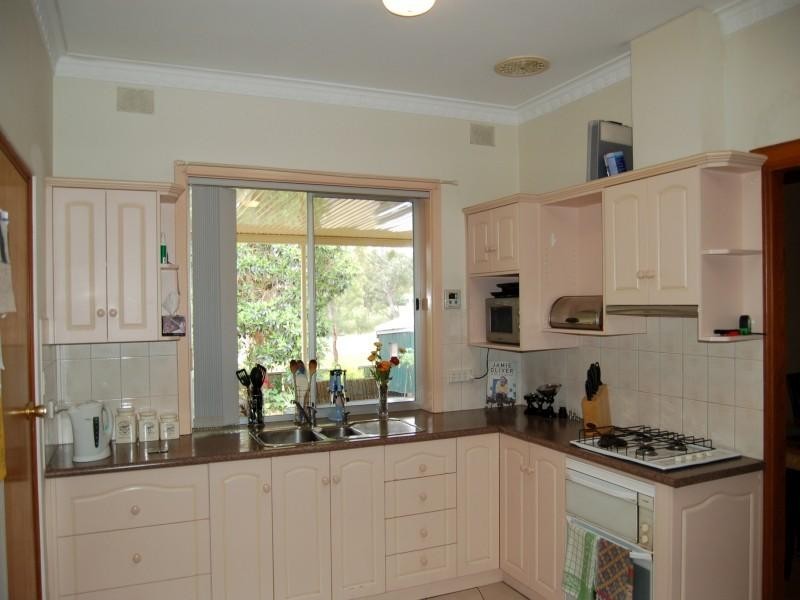 38 Fairlie Drive, Flagstaff Hill SA 5159