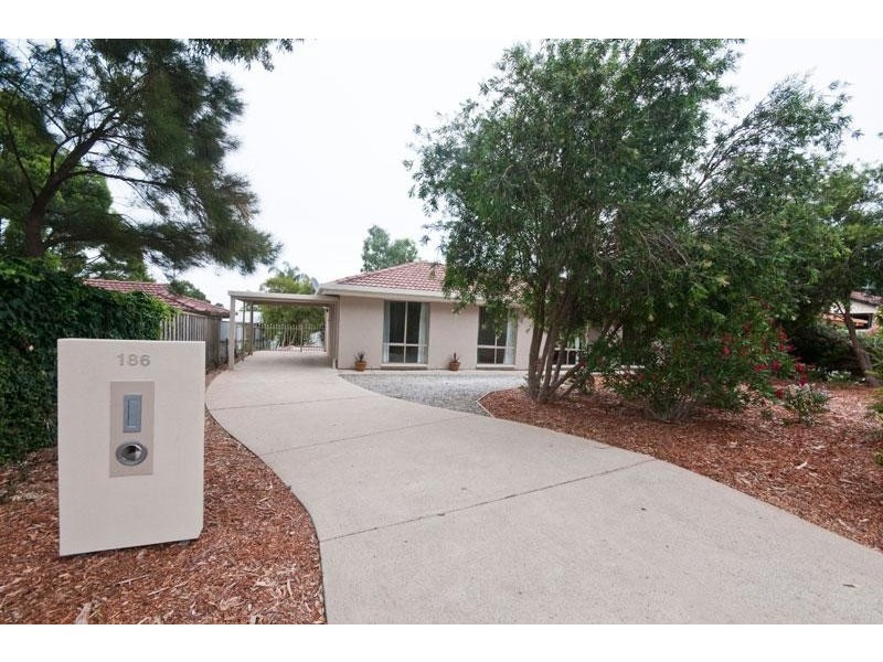 186 Hub Drive, Aberfoyle Park SA 5159