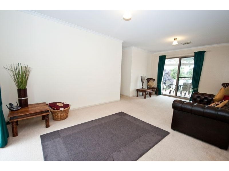 186 Hub Drive, Aberfoyle Park SA 5159