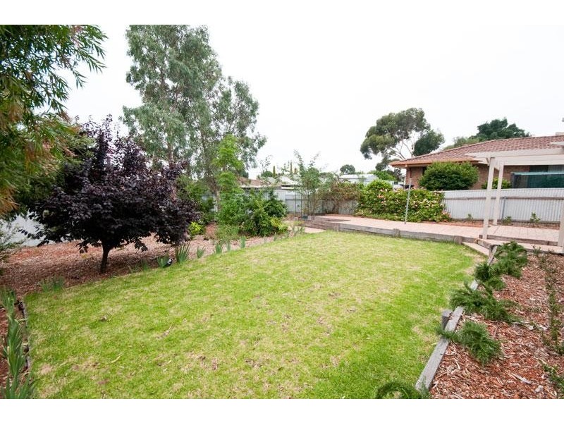 186 Hub Drive, Aberfoyle Park SA 5159