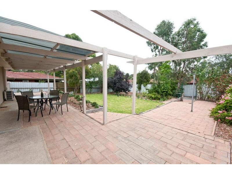 186 Hub Drive, Aberfoyle Park SA 5159