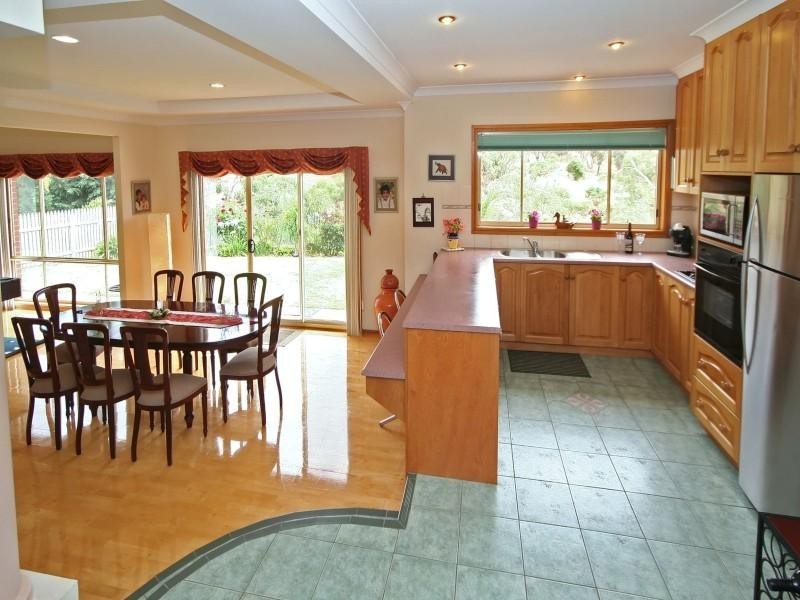43 Ironbark Avenue, Flagstaff Hill SA 5159
