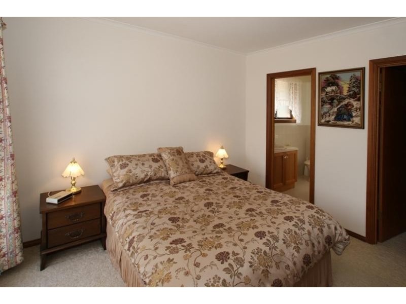 204 Chandlers Hill Road, Happy Valley SA 5159