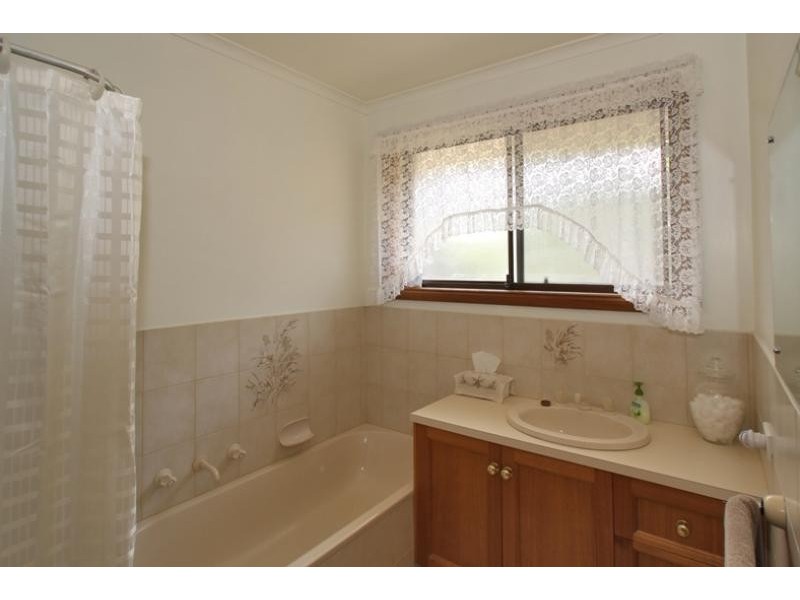 204 Chandlers Hill Road, Happy Valley SA 5159