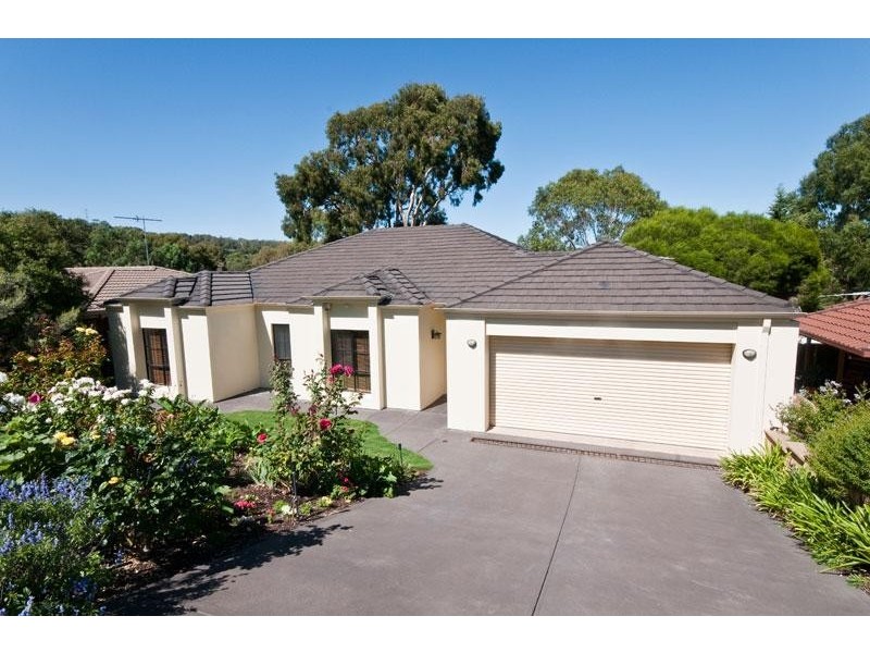 45 Monaco Cct, Aberfoyle Park SA 5159