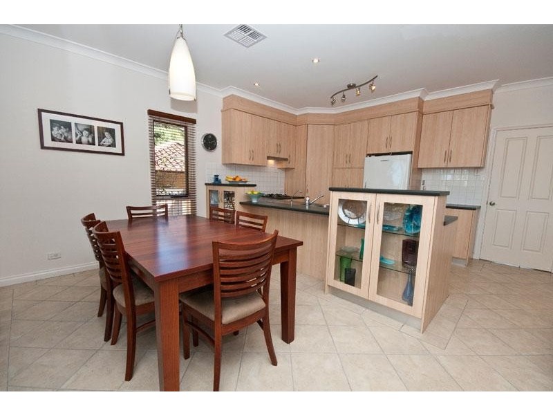 45 Monaco Cct, Aberfoyle Park SA 5159