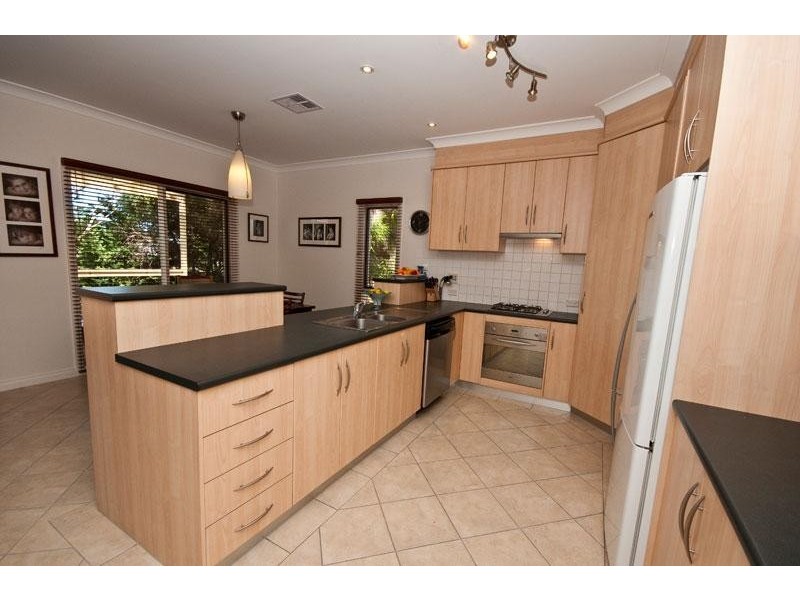 45 Monaco Cct, Aberfoyle Park SA 5159