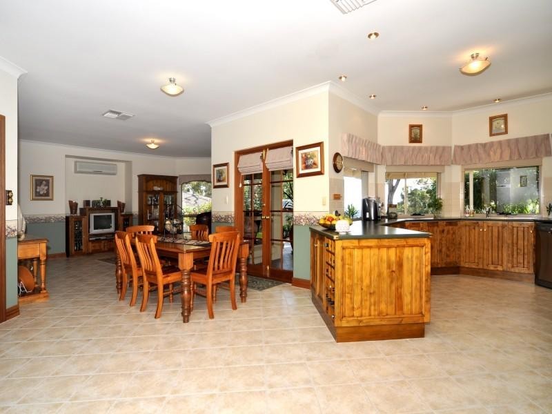 3 Charlson Rise, Happy Valley SA 5159