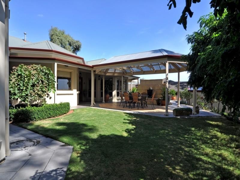 3 Charlson Rise, Happy Valley SA 5159