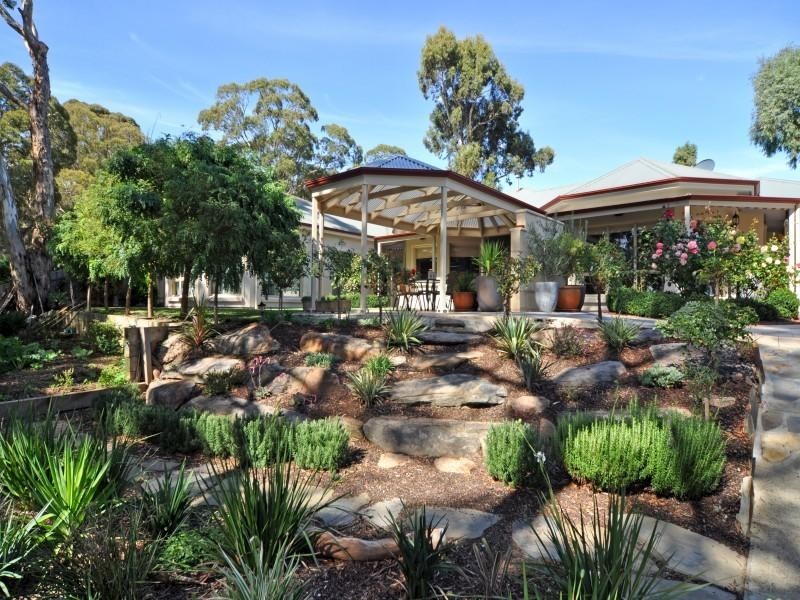 3 Charlson Rise, Happy Valley SA 5159