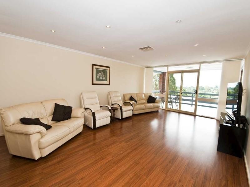 65 Pine Drive, Aberfoyle Park SA 5159