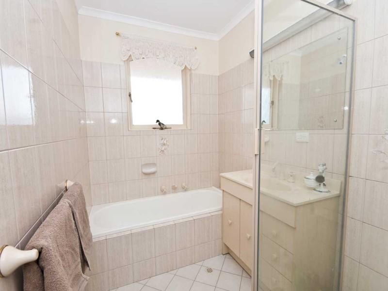 65 Pine Drive, Aberfoyle Park SA 5159