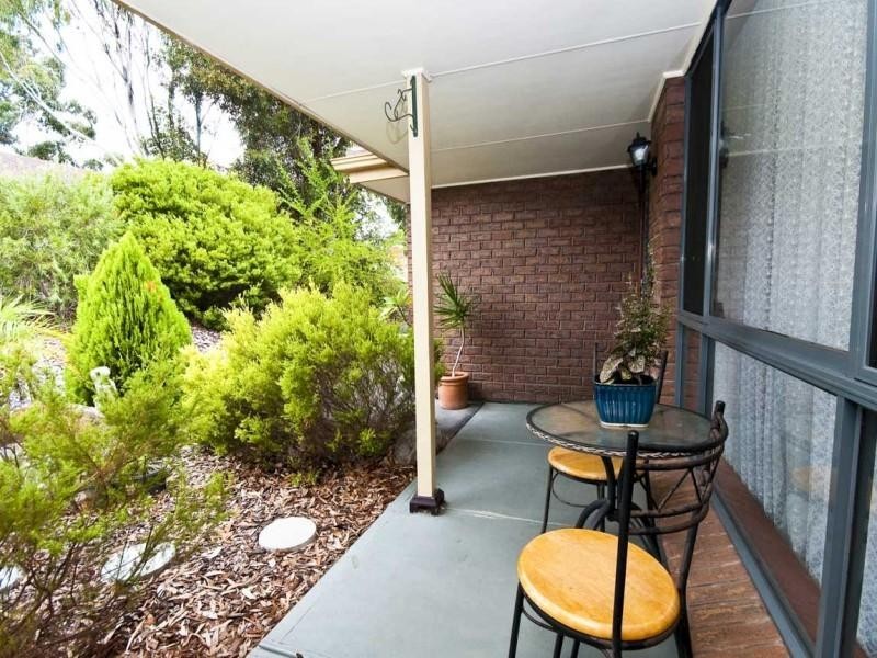 33 Wooding Avenue, Woodcroft SA 5162