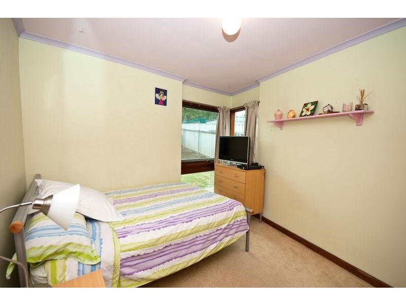 4 Sandpiper Crescent, Aberfoyle Park SA 5159