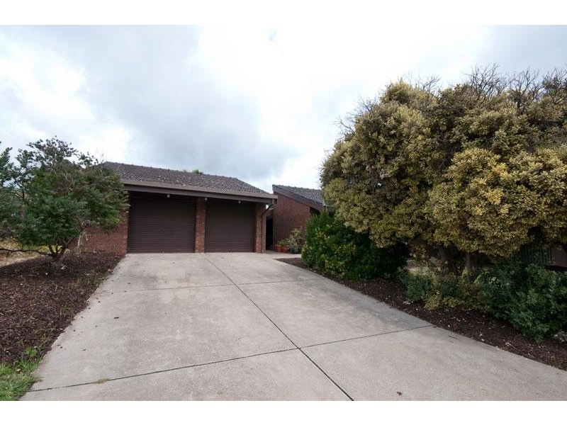 4 Sandpiper Crescent, Aberfoyle Park SA 5159