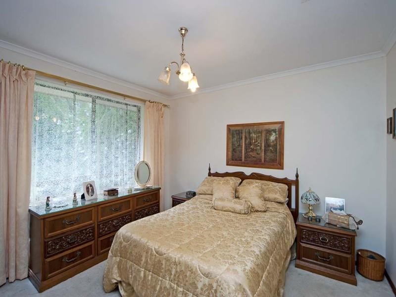 6 Hay Street, Aberfoyle Park SA 5159