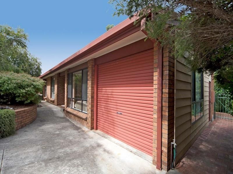 6 Hay Street, Aberfoyle Park SA 5159