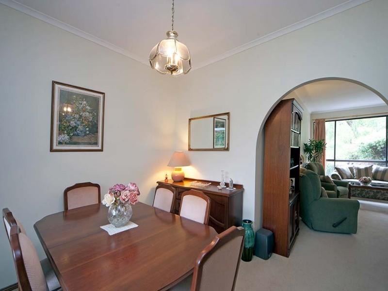 6 Hay Street, Aberfoyle Park SA 5159