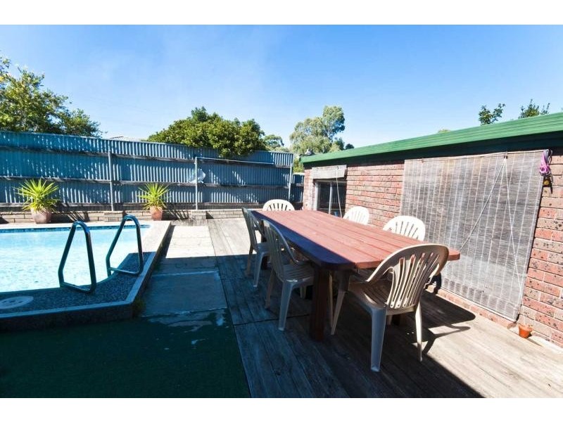 7 Dew Street, Aberfoyle Park SA 5159