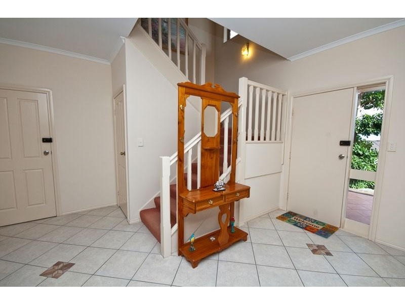 15 Highfield Drive, Aberfoyle Park SA 5159