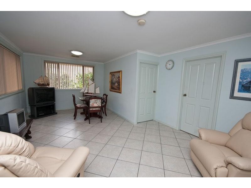 15 Highfield Drive, Aberfoyle Park SA 5159