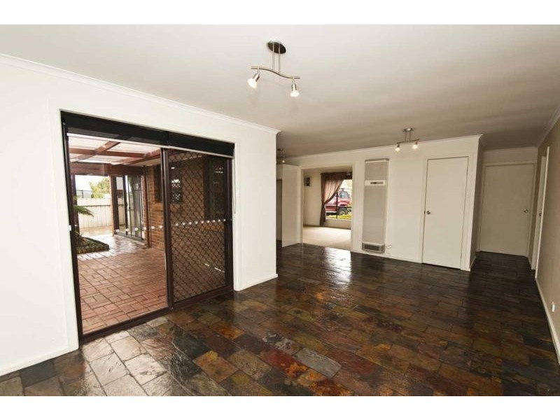 23 Campus Drive, Aberfoyle Park SA 5159