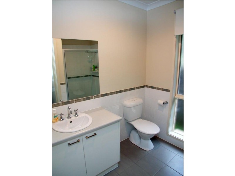 17 Charlson Rise, Happy Valley SA 5159