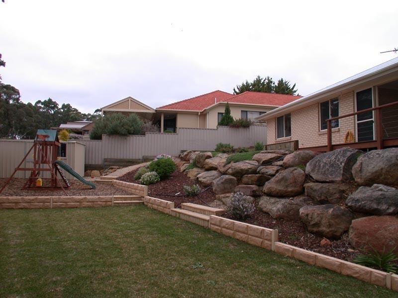 17 Charlson Rise, Happy Valley SA 5159