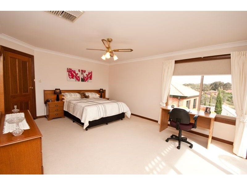 6 Pimelea Crescent, Flagstaff Hill SA 5159