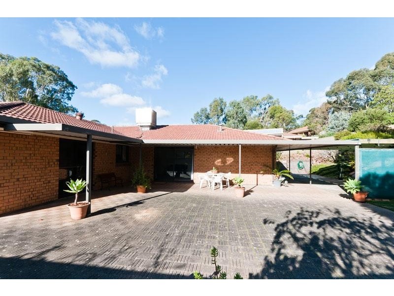 19 Lotus Drive, Aberfoyle Park SA 5159