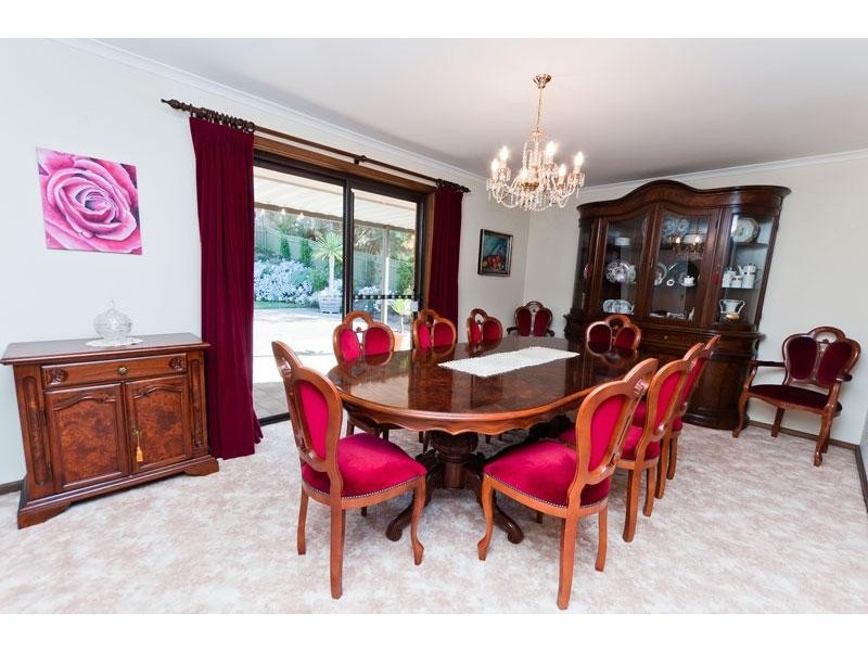 19 Lotus Drive, Aberfoyle Park SA 5159
