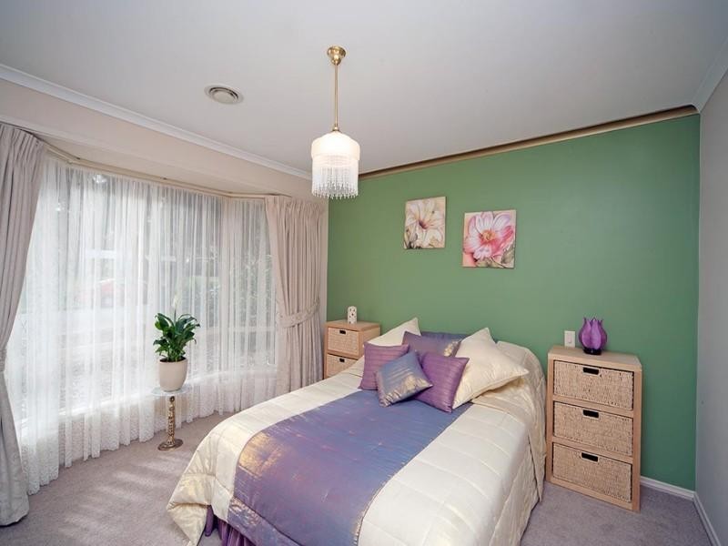 1 London Road, Aberfoyle Park SA 5159