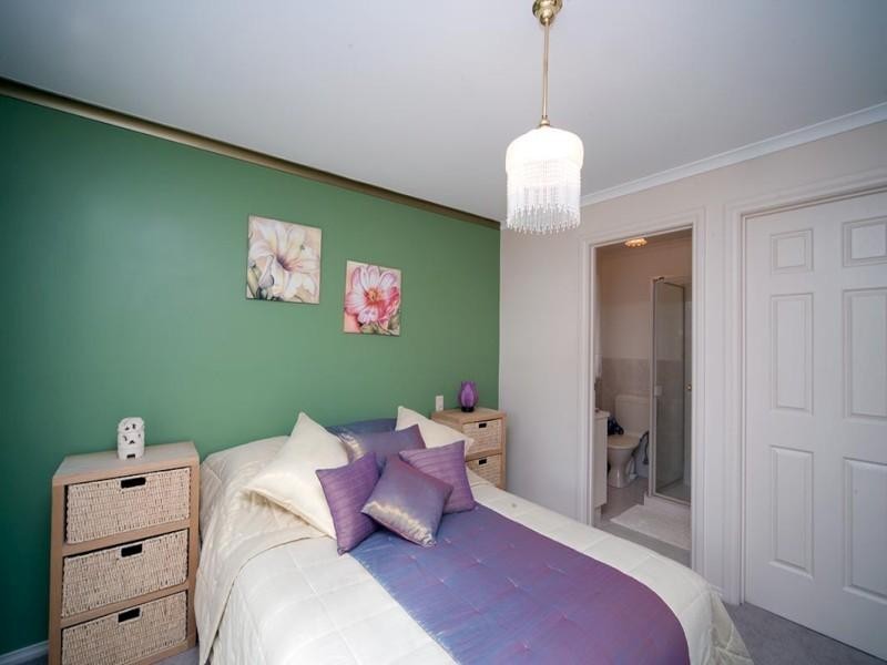 1 London Road, Aberfoyle Park SA 5159