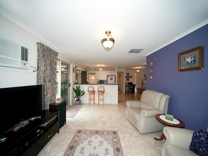 1 London Road, Aberfoyle Park SA 5159