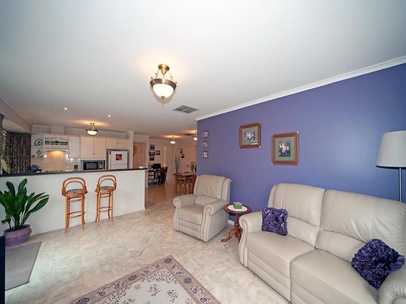 1 London Road, Aberfoyle Park SA 5159