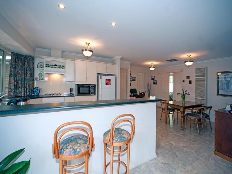 1 London Road, Aberfoyle Park SA 5159