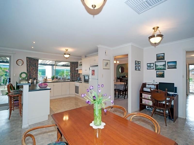 1 London Road, Aberfoyle Park SA 5159