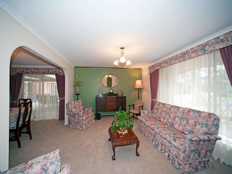 1 London Road, Aberfoyle Park SA 5159