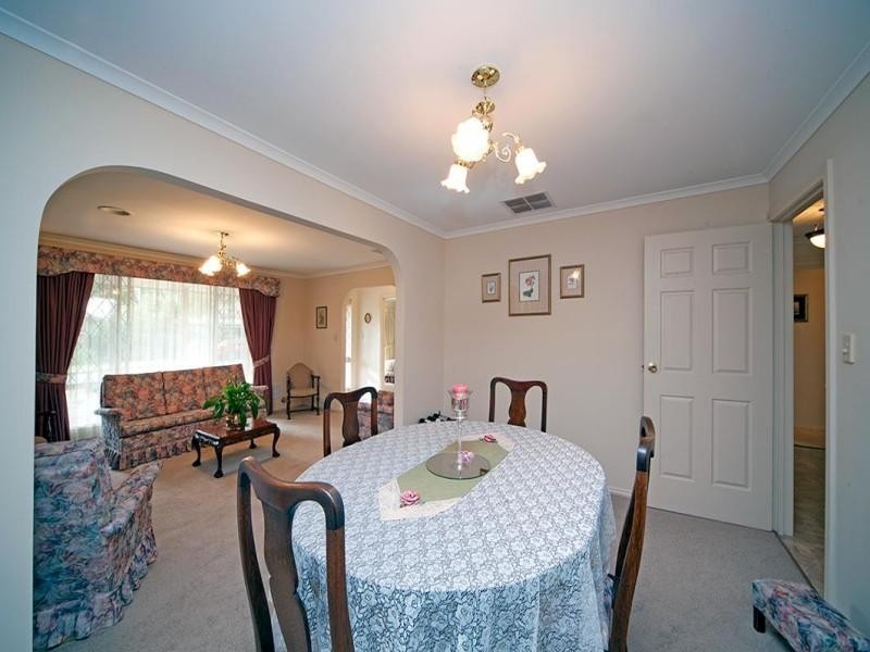 1 London Road, Aberfoyle Park SA 5159