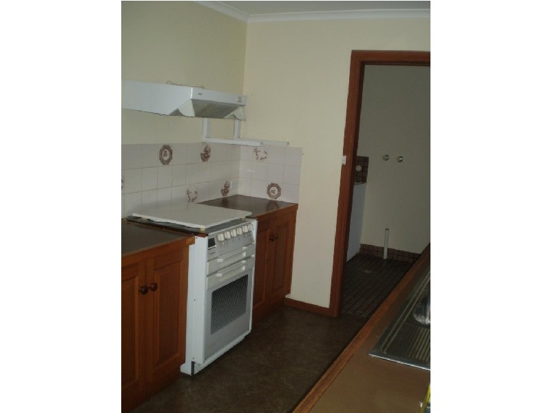 11 HORSESHOE DRIVE, Aberfoyle Park SA 5159