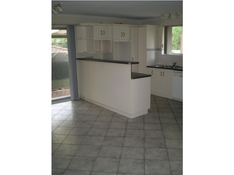 8 Woodham Court, Aberfoyle Park SA 5159