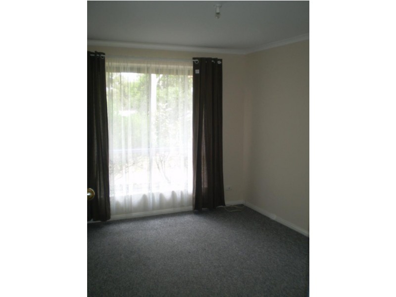 8 Woodham Court, Aberfoyle Park SA 5159