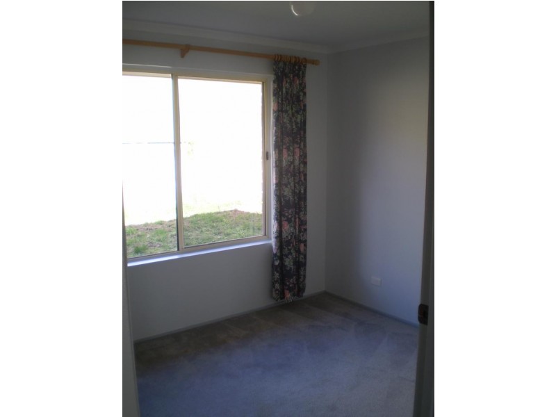 1/11 Ash Street, Aberfoyle Park SA 5159