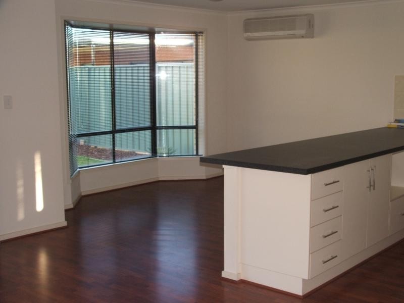 184 Aldinga Beach Rd, Aldinga Beach SA 5173